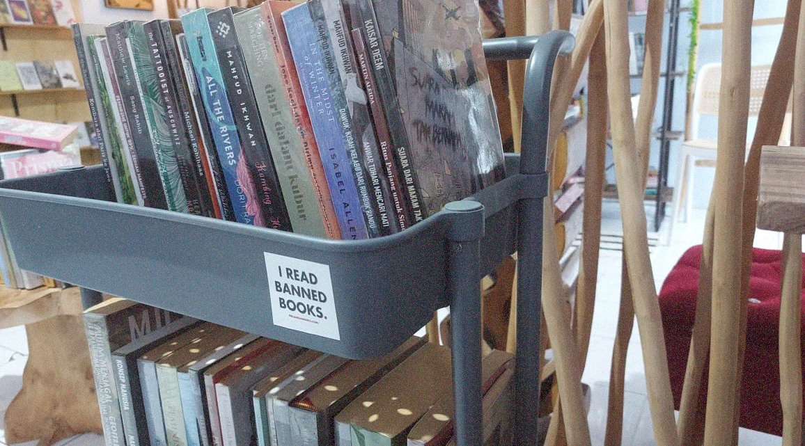 Sastra Indonesia-Rak-Buku
